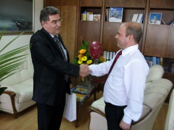 Областният управител Пламен Стоилов празнува днес рожден ден