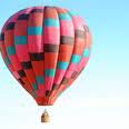 blizoo подарява издигане с балон по случай първата си годишнина