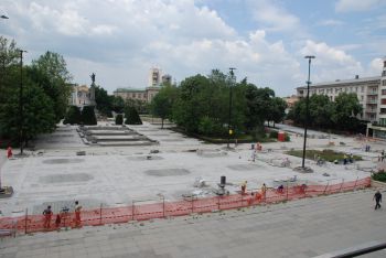 Ремонтът на площада може да завърши предсрочно, обещават от Общината