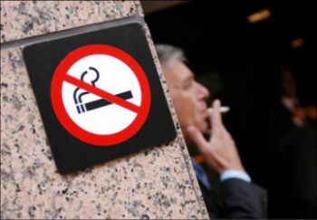 Решено: Пълната забрана за пушене остава 