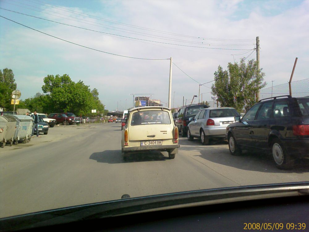 Вдигат данъците за стари автомобили