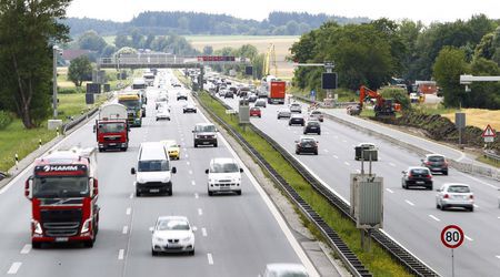 Проeктозаконът за въвеждане на винетни такси за чужденци в Германия търпи все по-остри критики