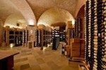 Пазарът на българско вино все още е заключен между двете крайности, а средният сегмент расте бавно, споделят винари