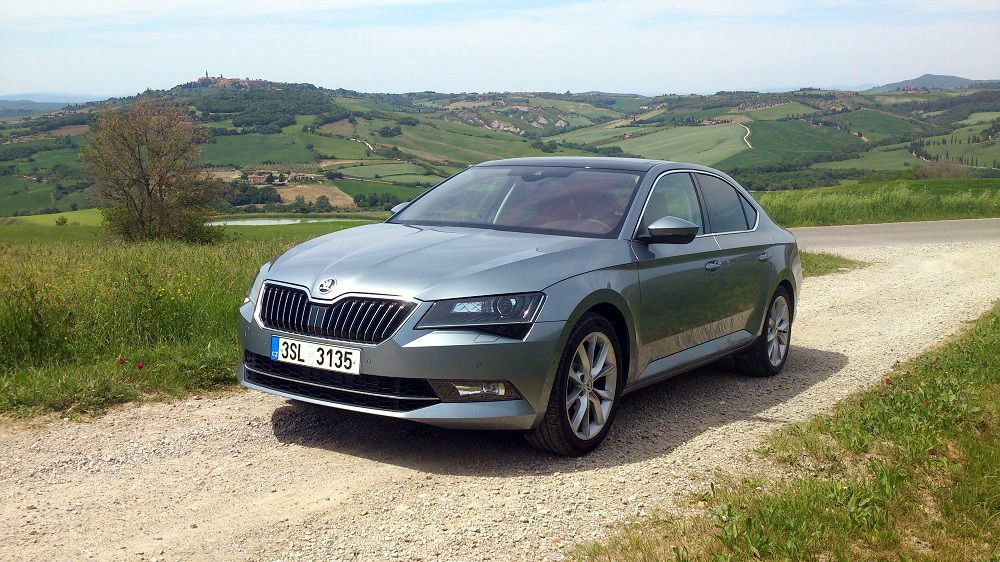 Skoda Superb е Кола на годината на България 2016