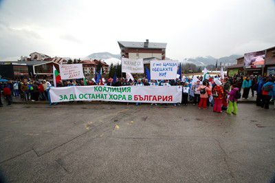 Народът в нова коалиция: “За да останат хора в България”