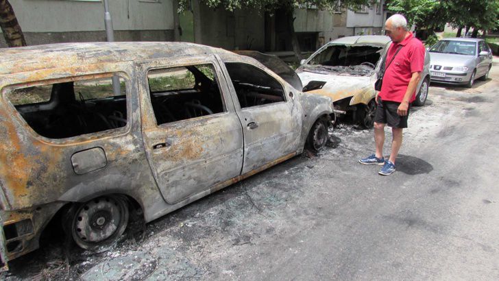   Втори автомобил на таксиметров шофьор от Русе  бе подпален умишлено