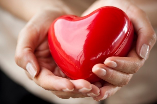 Мерят кръвно в УМБАЛ за Деня на сърцето