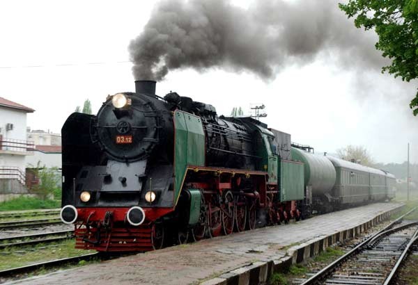 Атракционен влак с парен локомотив ще пътува по жп линията Варна – Русе  на 22-и октомври