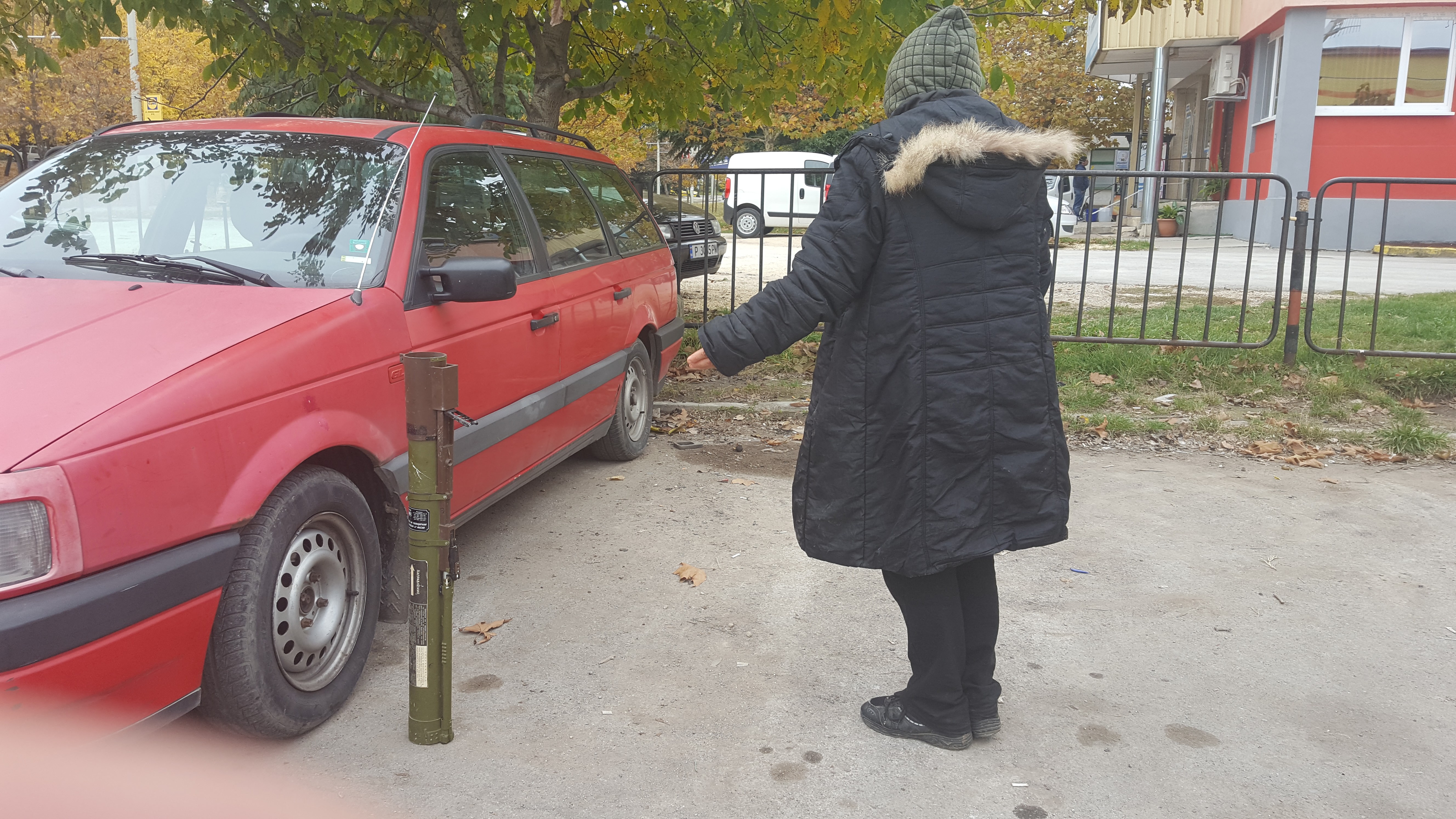 Баба отнесе в Центъра за спешна помощ гранатомет 