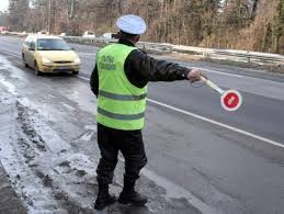 Пътната полиция проверява гуми и фарове от днес в рамките на акция `Зима`
