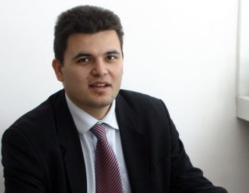 Финансовият анализатор Лъчезар Богданов пред “Труд”: Правителството няма да изпълни инвестиционната си програма