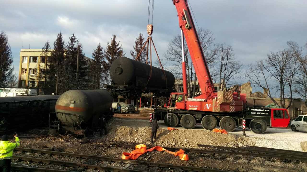 Преместване на втората цистерна в Хитрино