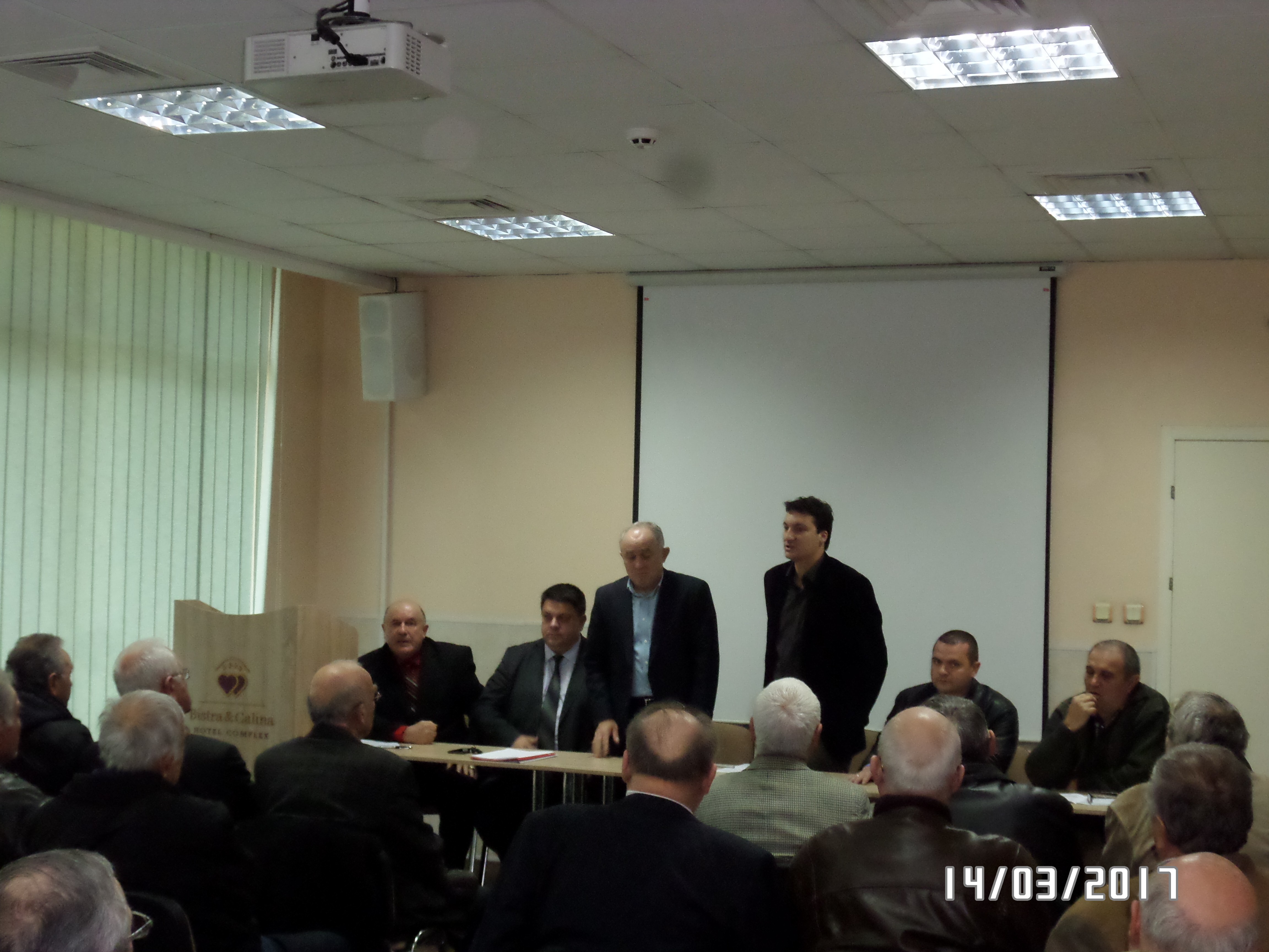 Сигурността на България обсъдиха кандидат- депутатите от ` За България` със запасните офицери