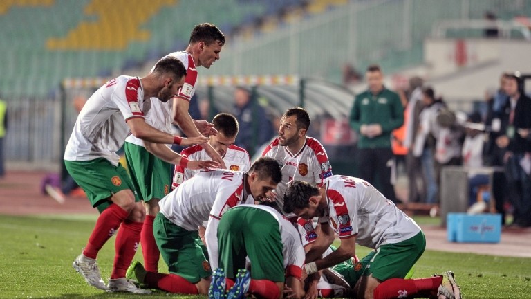 България победи Холандия с 2:0!