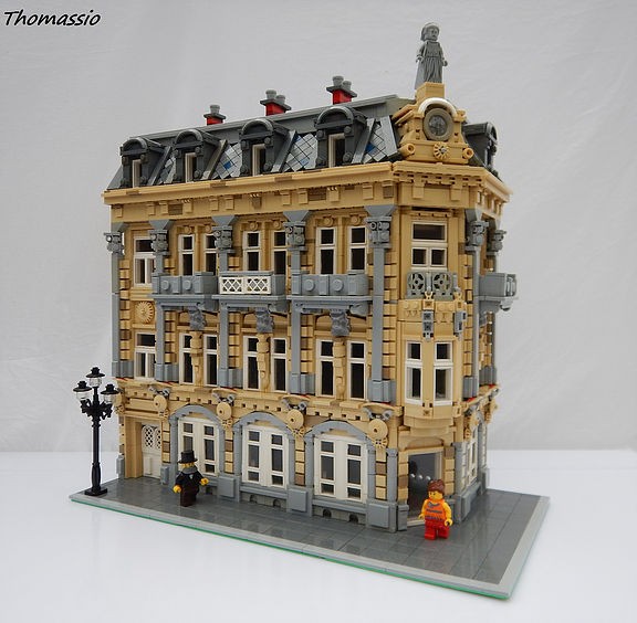 	 Доходното здание в Русе – от `Лего` 