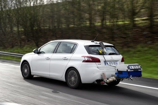 Тест на 60 автомобила откри колко e разликата между официалния разход на гориво и реалния