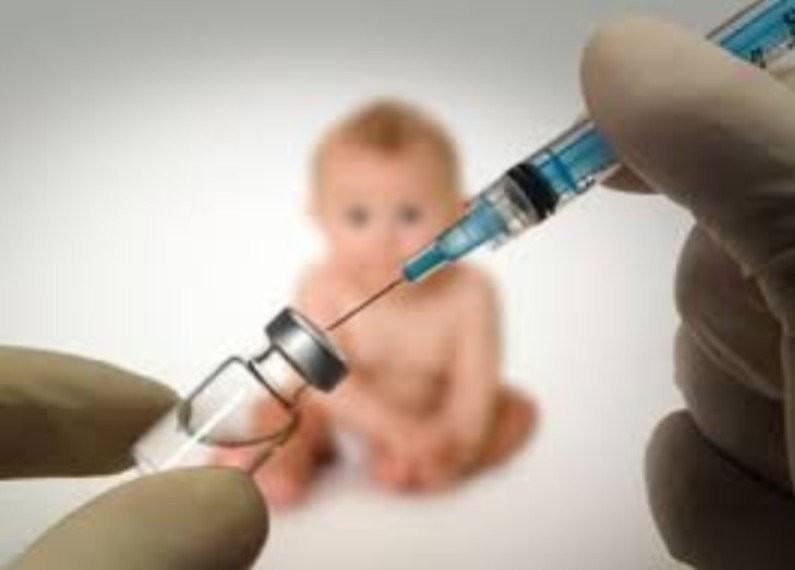 Негодни ваксини са били поставяни на бебета в Полша