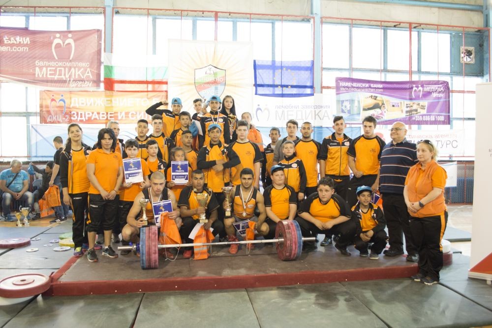 100 щангисти  от България се включиха в турнира за `Купа Русе`