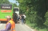 Верижна катастрофа с два автобуса и кола до Русе 