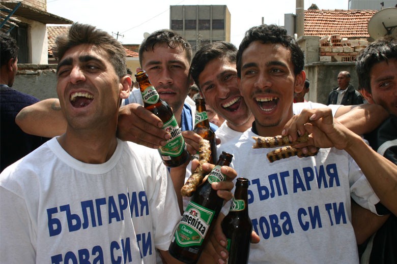 Учени: До 2030 година циганите ще са 22% от населението на България