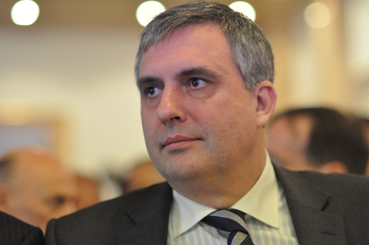Ивайло Калфин: Прокуратурата се зае с най-острия депутат на опозицията