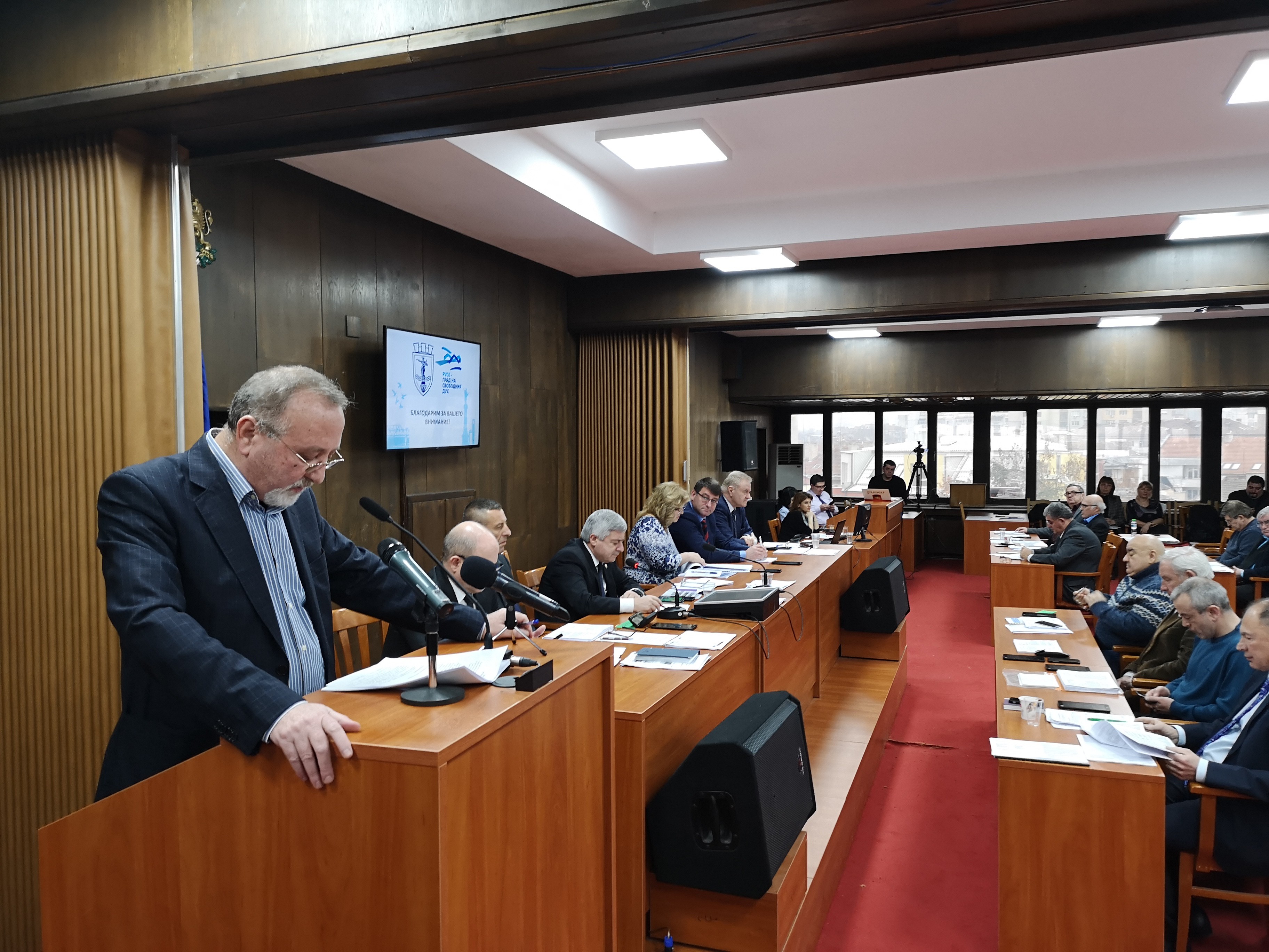 Гласуваха бюджета на Община Русе след почти 4 - часови дебати