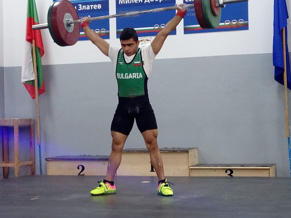 Ангел Русев представя България на Европейското първенство по вдигане на тежести