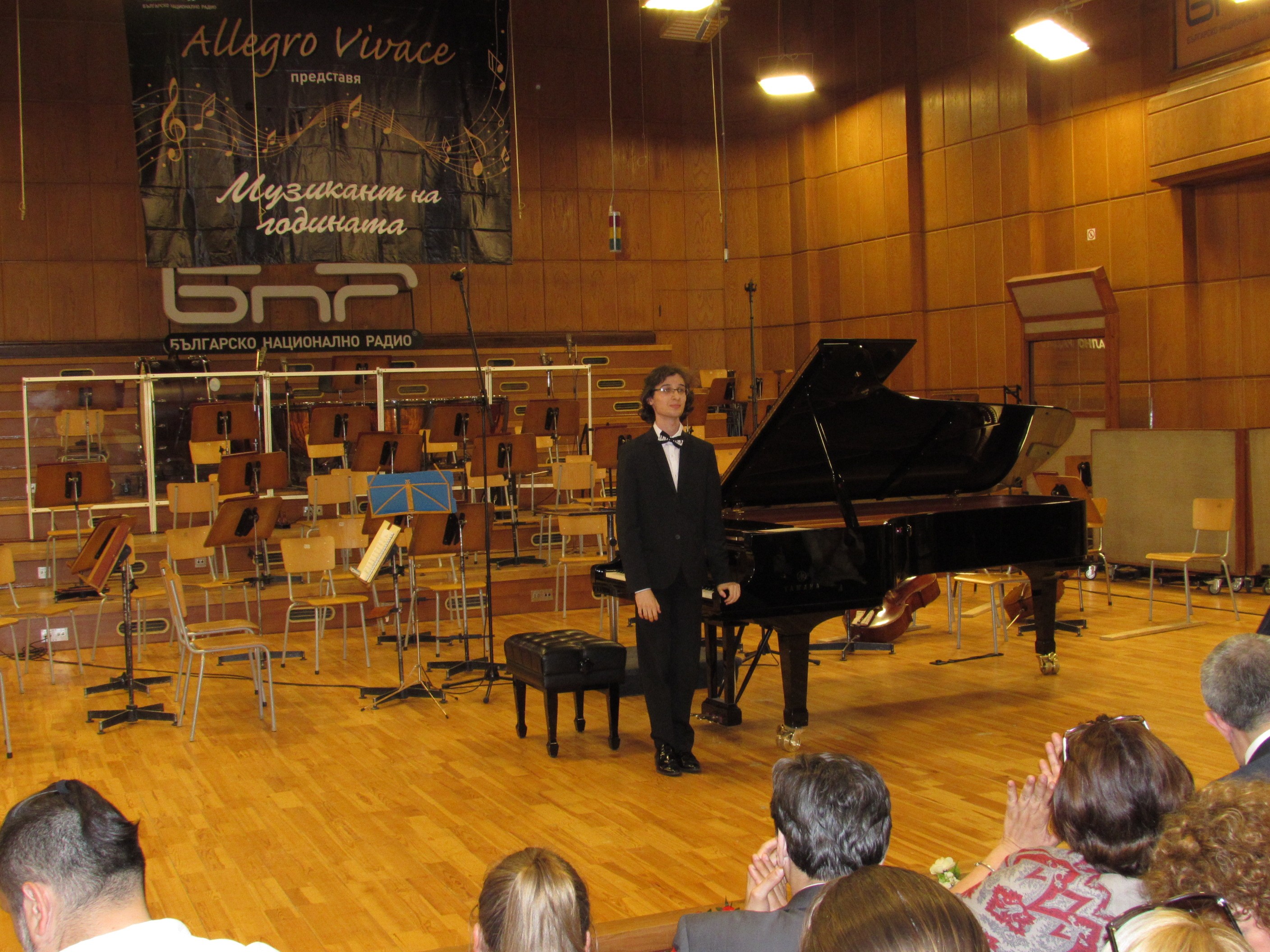 Пианистът Николай Димитров подарява концерт на русенската публика 