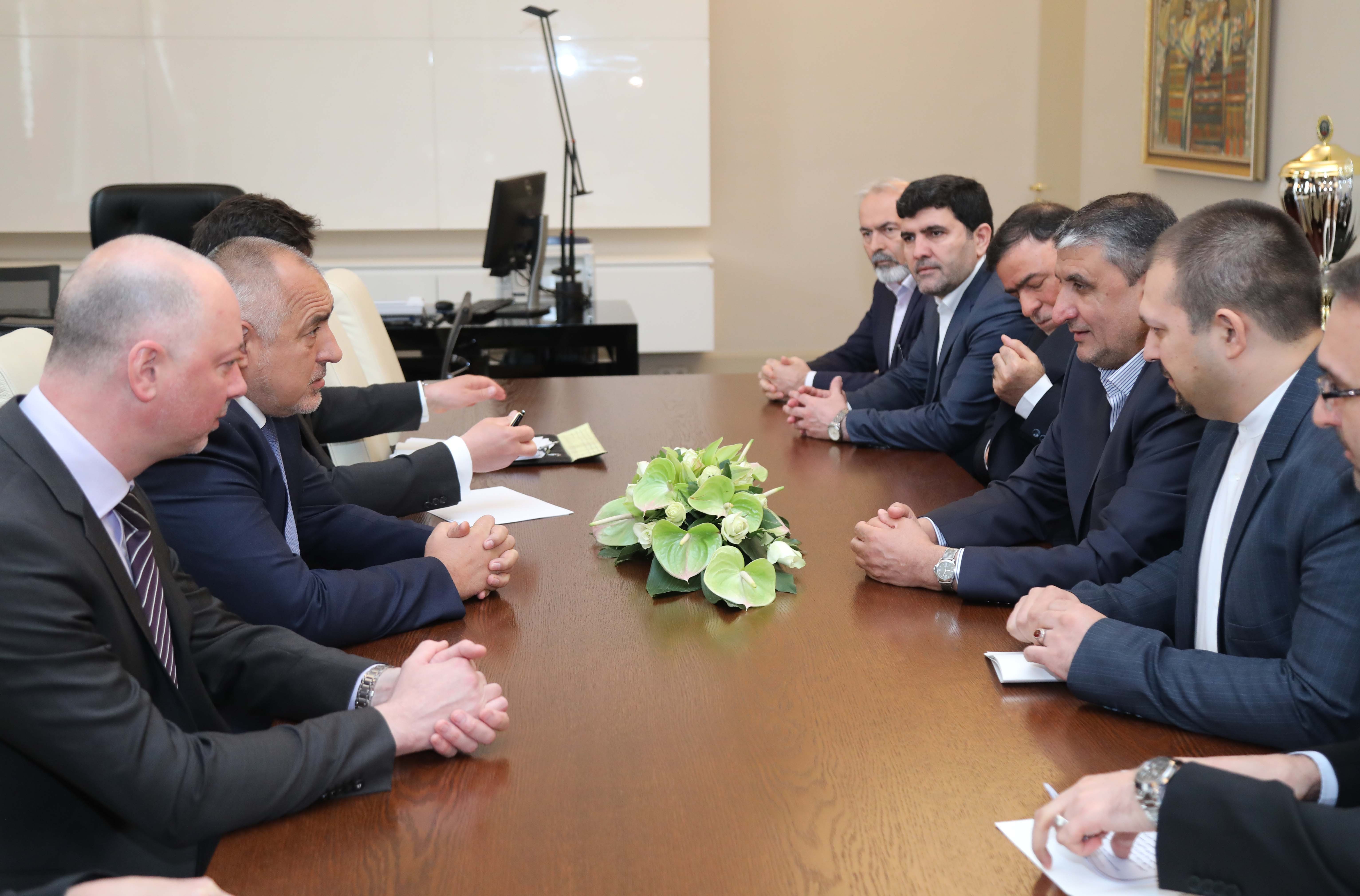 Премиерът Бойко Борисов се срещна с министъра на пътищата и градоустройството на Иран Мохаммад Еслами