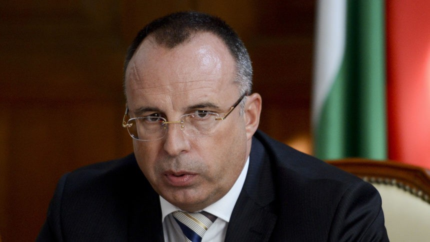 Министър Румен Порожанов подаде оставка
