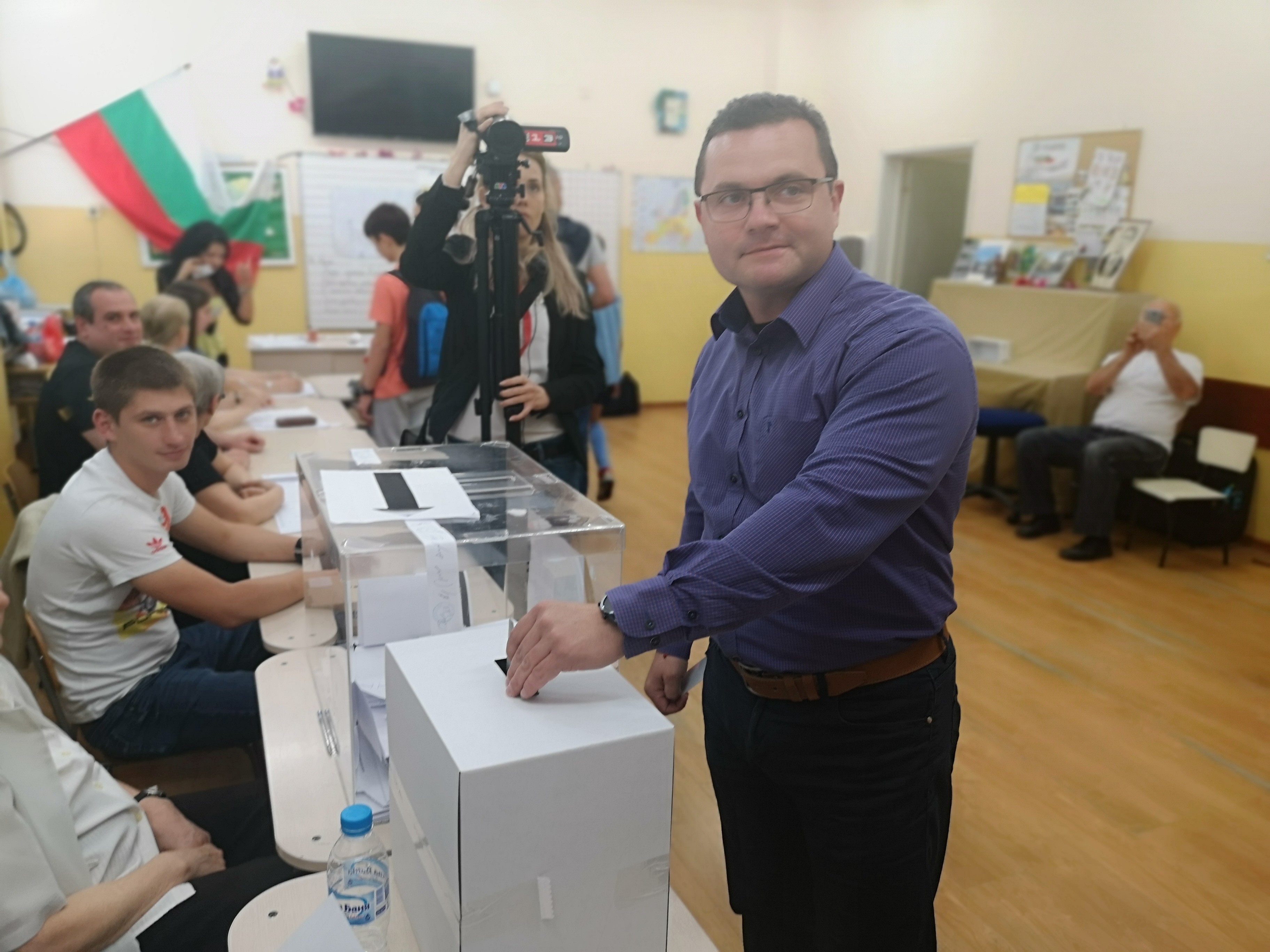 Пенчо Милков: Гласувах за промяна, да спре грабителството, за силна Европа