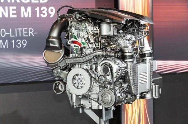 Mercedes-AMG направи най-мощния 4-цилиндров мотор в света 