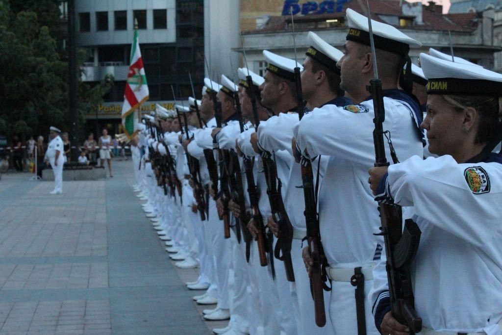 Военноморските сили празнуват 140 години от своето създаване