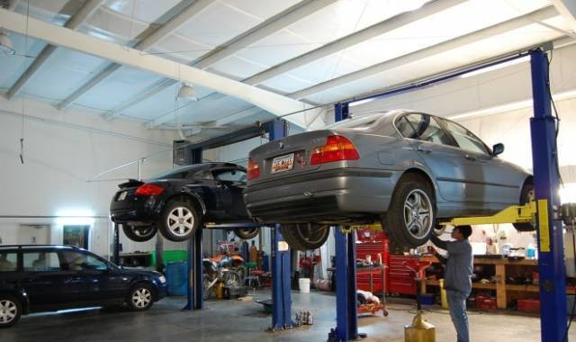Шофьори критикуват промените в регистрацията на коли и ремонта им 