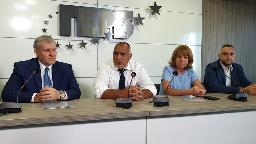 След съюз със СДС Борисов прогнозира подли избори в София заради Манолова