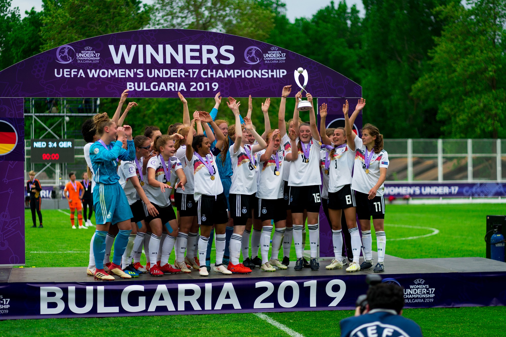 Албена с отлична атестация от Германия – шампион в Европейския турнир по футбол на УЕФА за девойки до 17 години