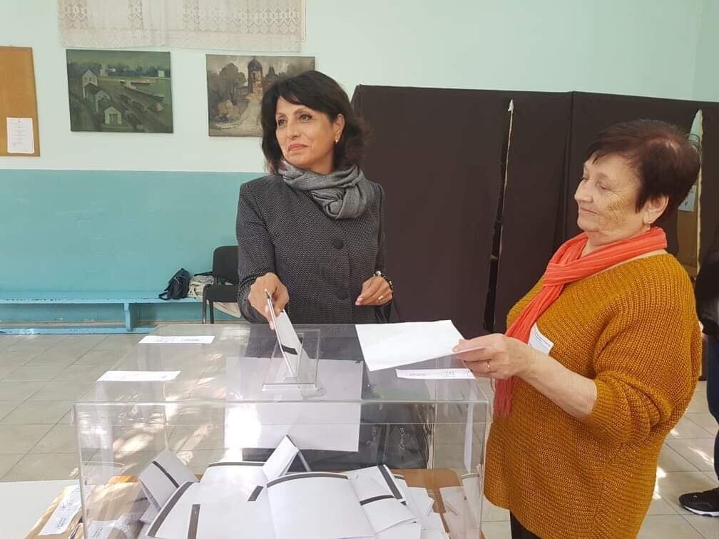 Диана Иванова: Гласувах за чист, подреден и уютен град, чака ни много работа за Русе