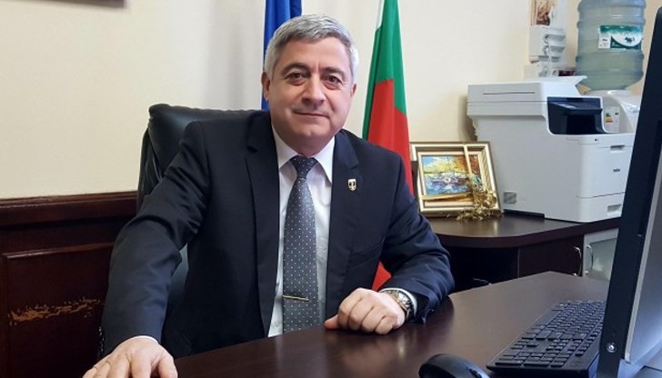 Досегашният ректор на Русенския университет проф. Белоев е единственият кандидат за нов мандат