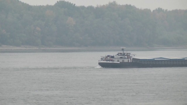 Кораб блокира българския участък от река Дунав 