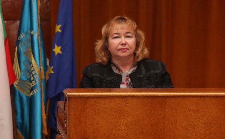 Проф. д-р Марияна Божинова е новият ректор на Стопанска академия „Д. А. Ценов”