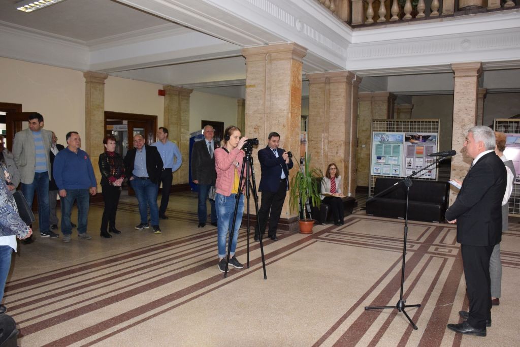 На постерна изложба в Русенския университет бяха представи 37 проекта, 