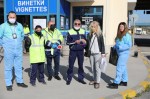 По 600 лева за хранителни пакети за нуждаещи се дариха зам.областните управители Свилен Иванов и Валентин Колев