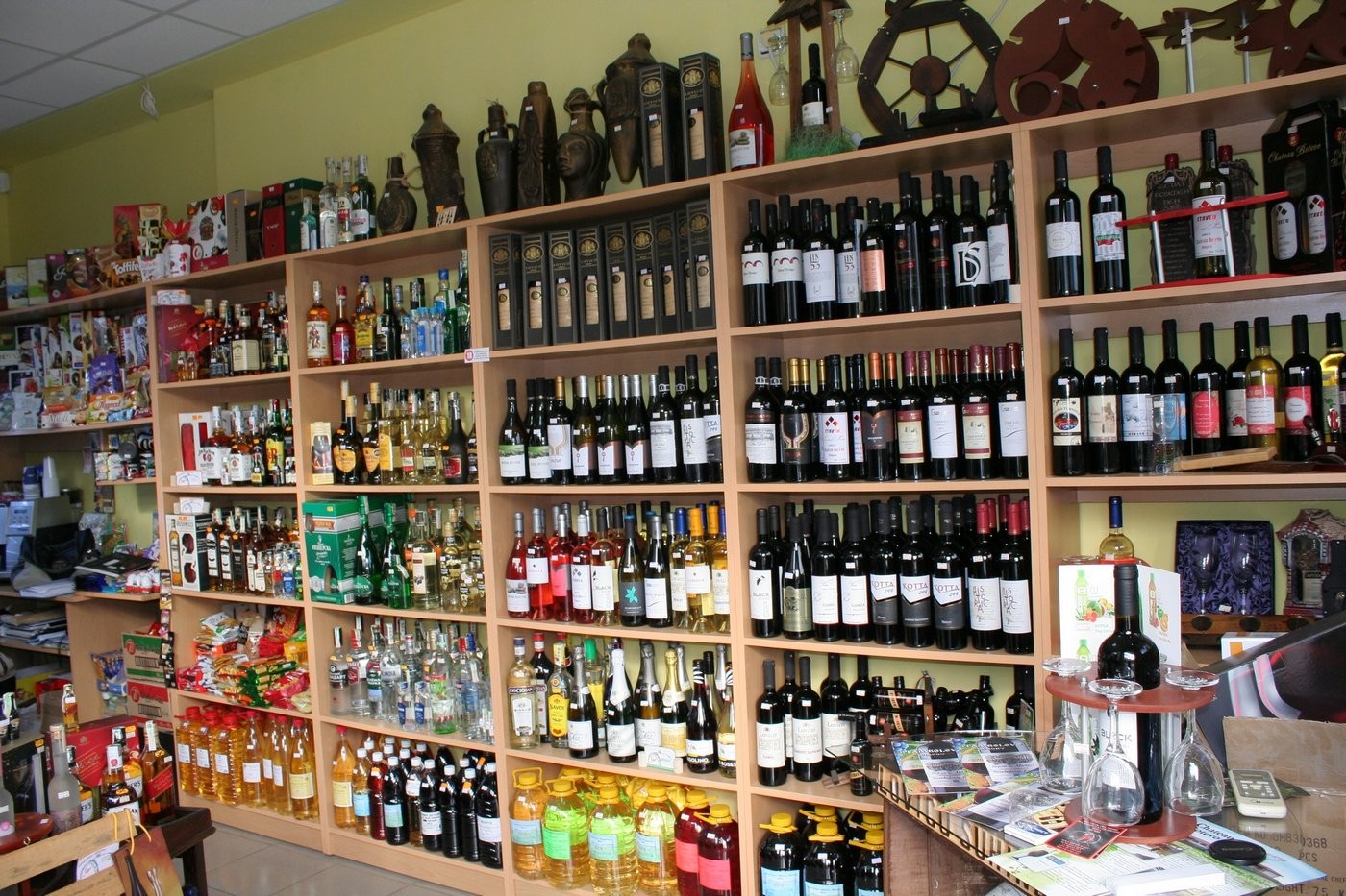 Продажбите на вино в Европа може да се свият с 50%