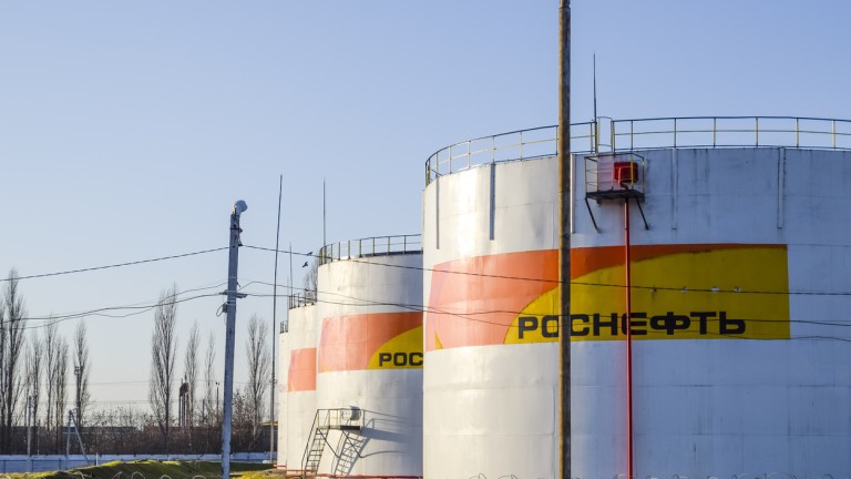  Руският добив на петрол е бил на най-високото си ниво от над година през март 