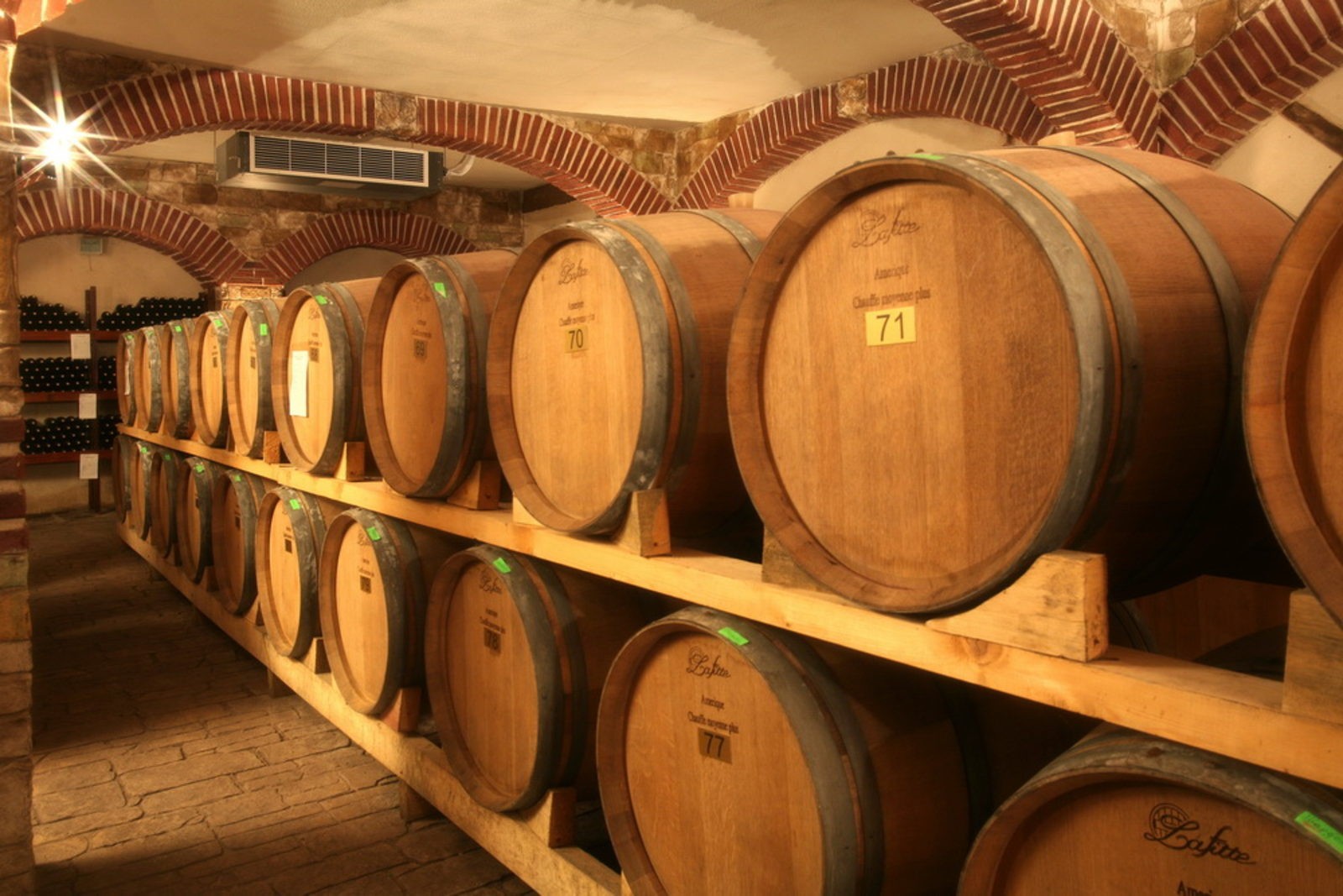  Производителите ще получат финансовото подпомагане за съхранение на вино 