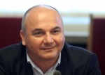 В България икономическата криза, породена от пандемията от коронавирус, ще се почувства от есента нататък, заяви финансистът Любомир Дацов, бивш зам.
 министър на финансите.