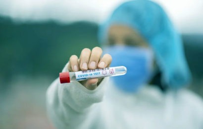 Лекарка, две медицински сестри и  санитарка са болните медици от коронавирус в Русенско