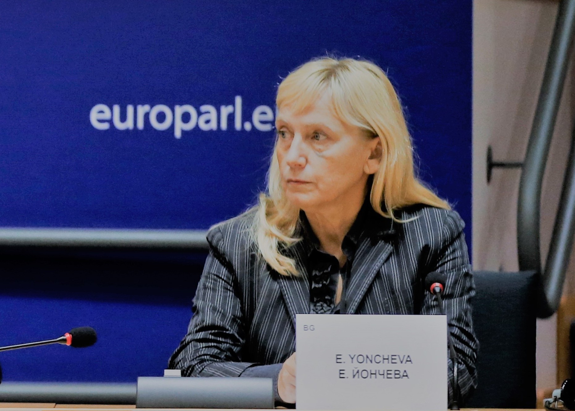 Елена Йончева инициира дискусия в Европейския парламент относно състоянието на върховенството на закона в България