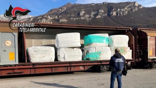 Хиляди тонове боклук от Италия са изчезнали от българските отчети 
