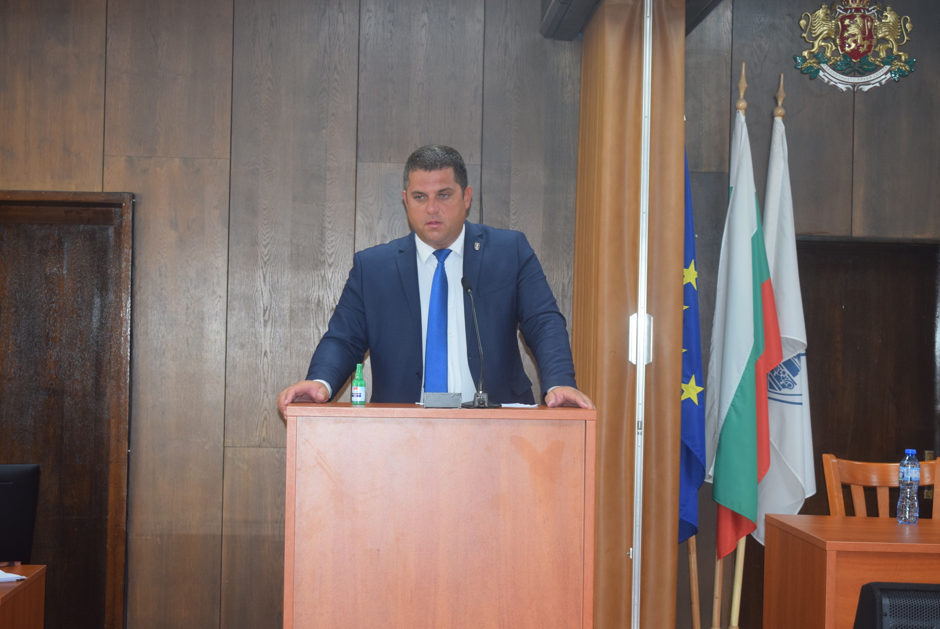 Общинските съветници приеха предложението на председателя  Иво Пазарджиев за намаляване размера на наемни вноски 